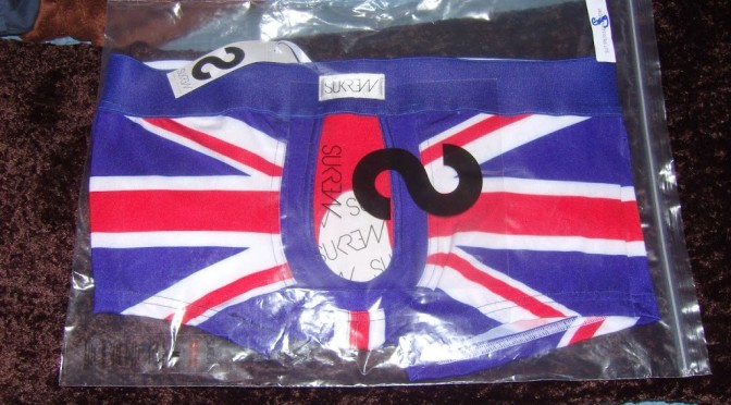 ***Review – Day 760 – Sukrew Union Jack Utrunk – Review***