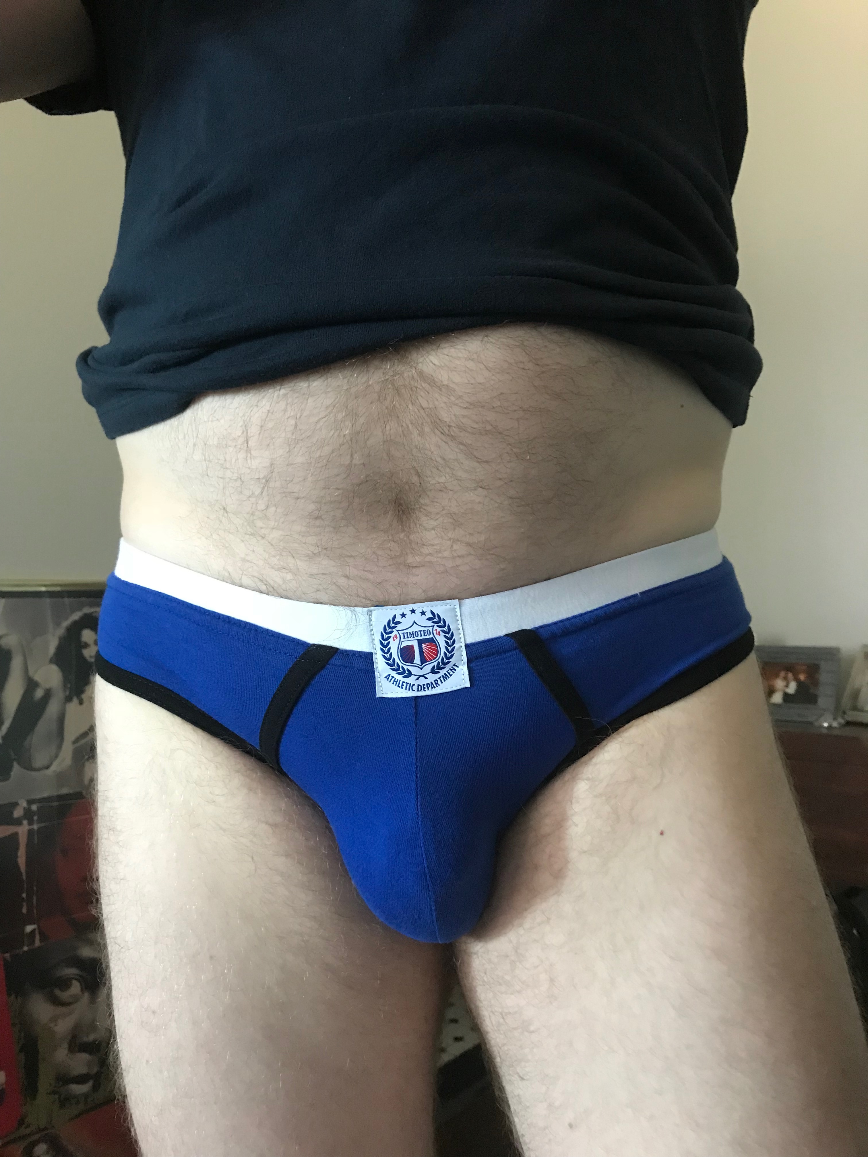 Timoteo bikinis for a Tuesday at the office…